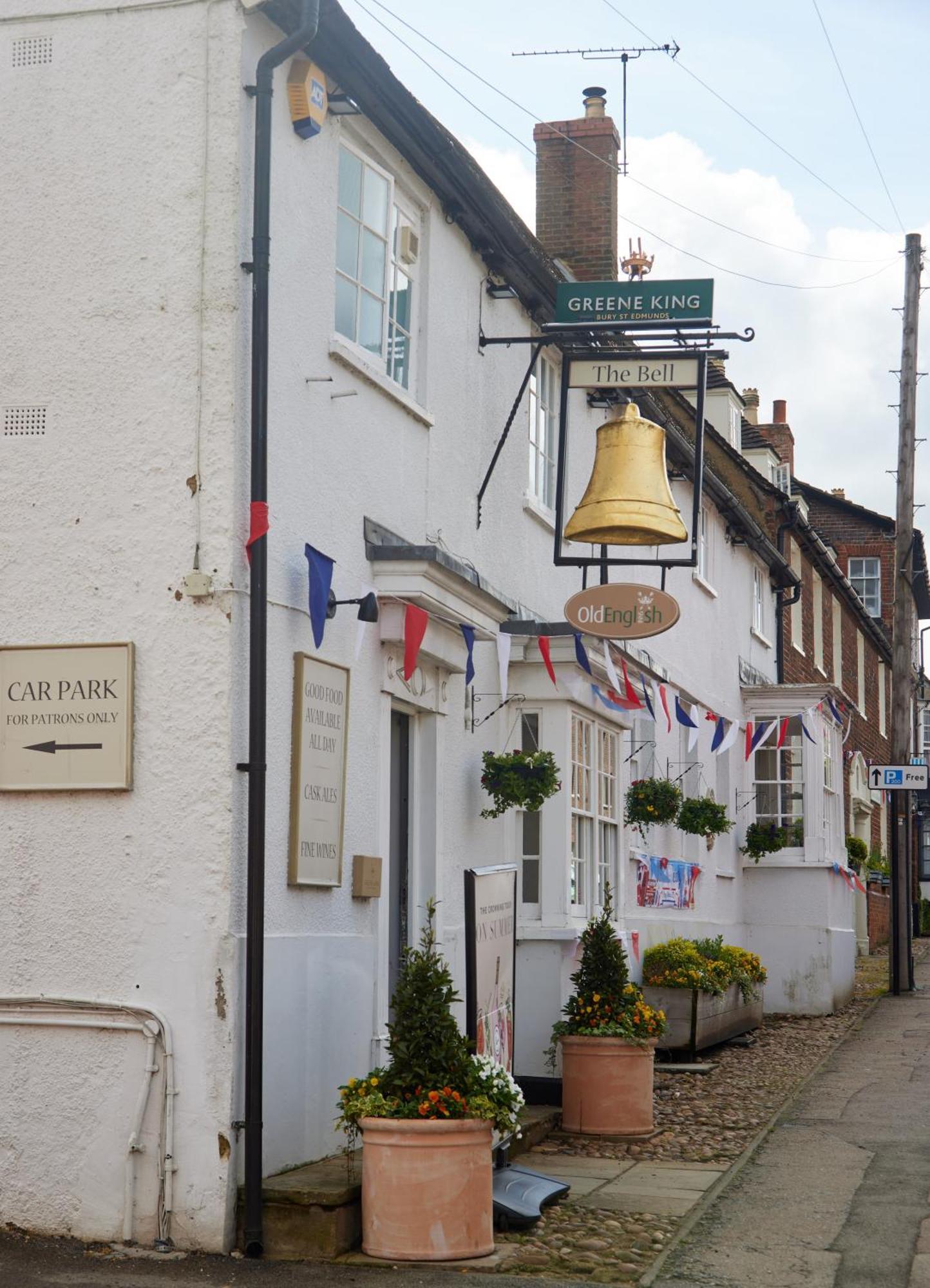 The Bell Hotel Woburn By Greene King Inns Exterior photo