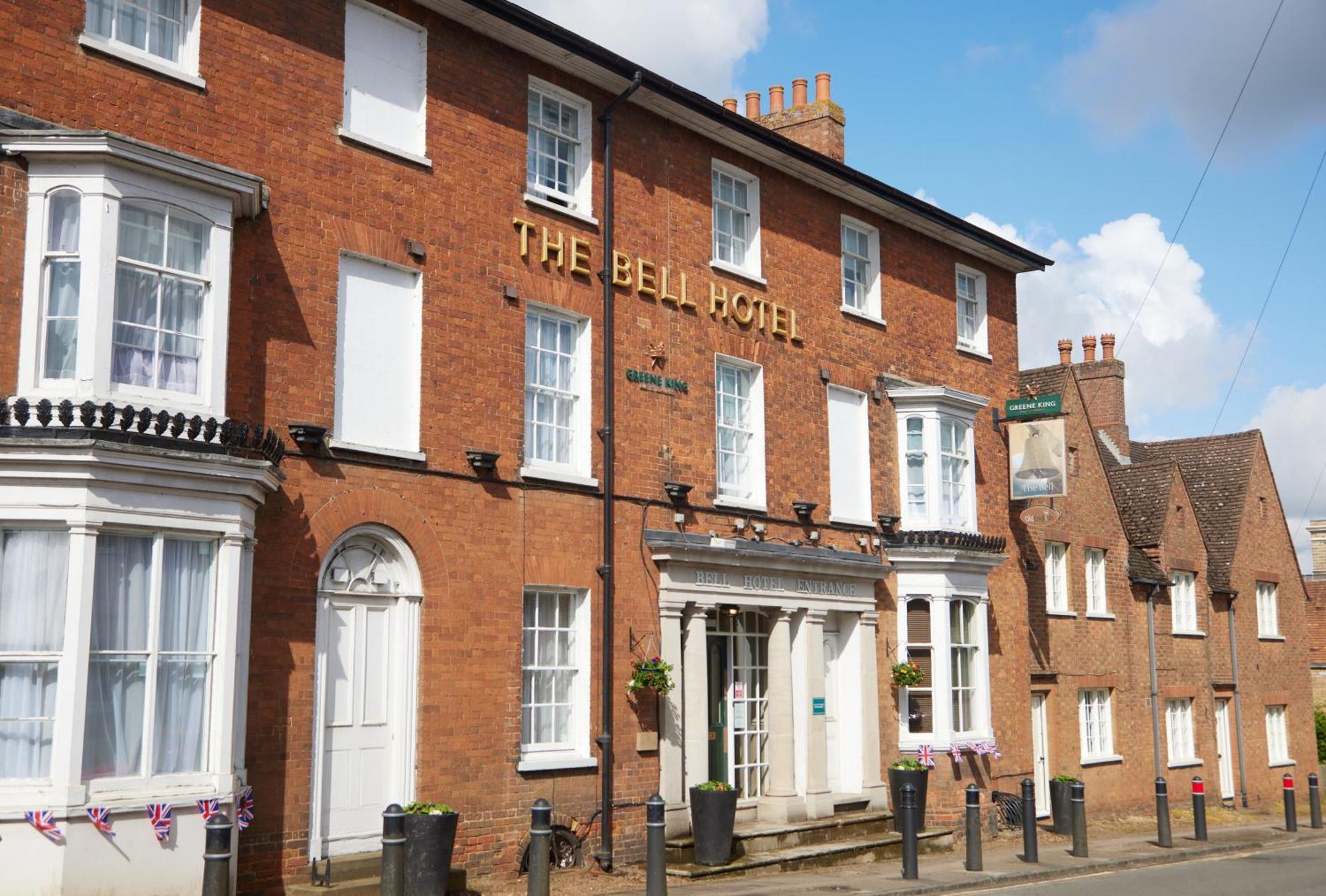 The Bell Hotel Woburn By Greene King Inns Exterior photo